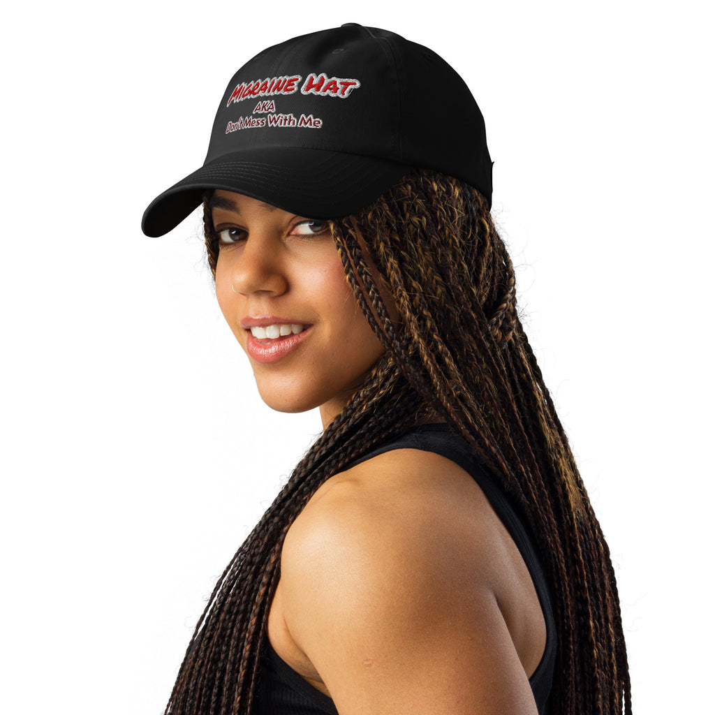 Graphic performance cap Migraine design